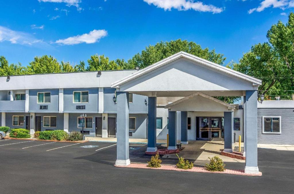 Quality Hotel